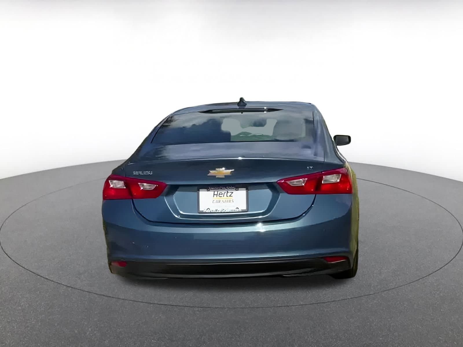 Thumbnail: 2024 Chevrolet Malibu - 9