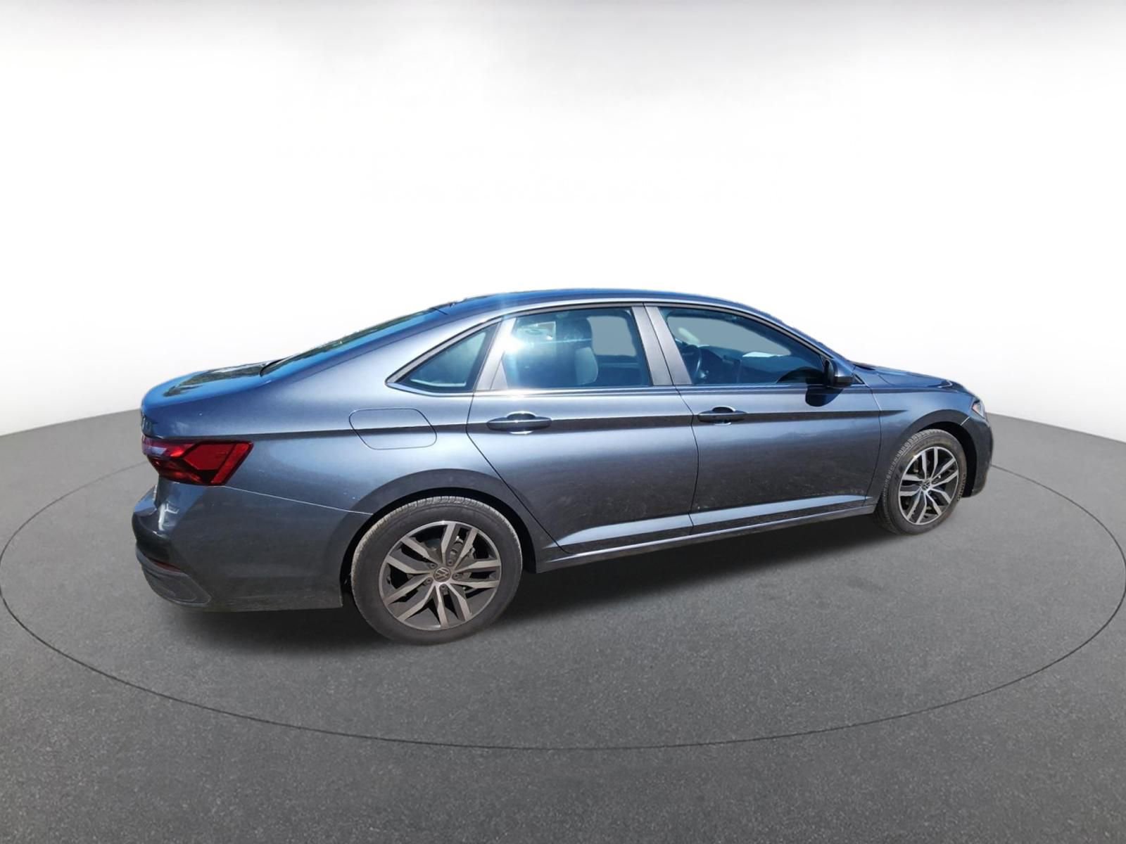 Thumbnail: 2025 Volkswagen Jetta - 8