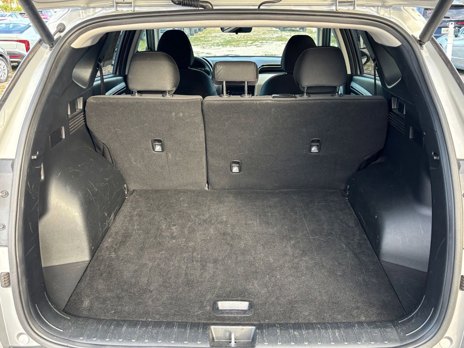 Thumbnail: 2024 Hyundai Tucson - 33