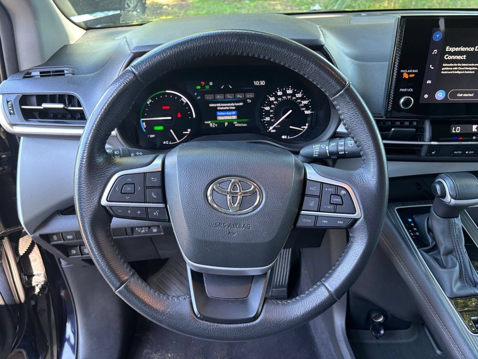 Thumbnail: 2025 Toyota Sienna - 25