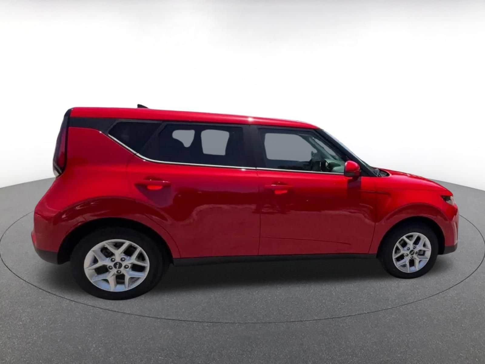 Thumbnail: 2025 Kia Soul - 16