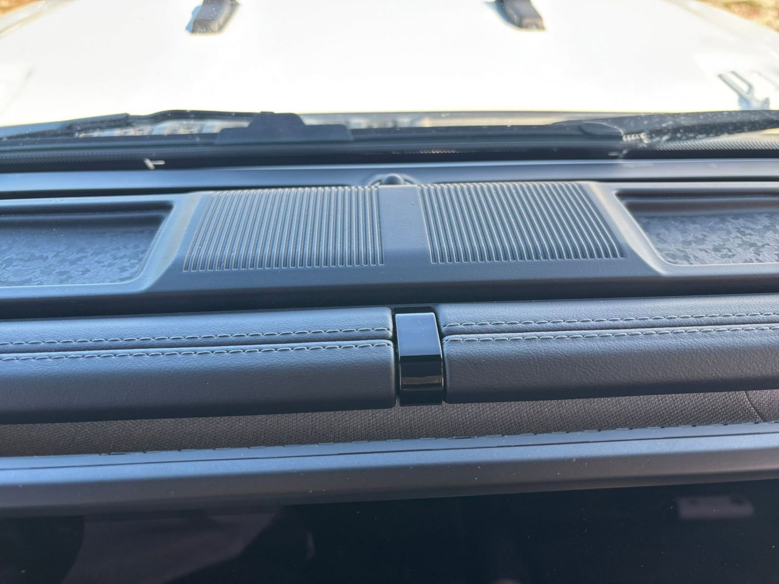 Thumbnail: 2025 Jeep Wrangler - 18