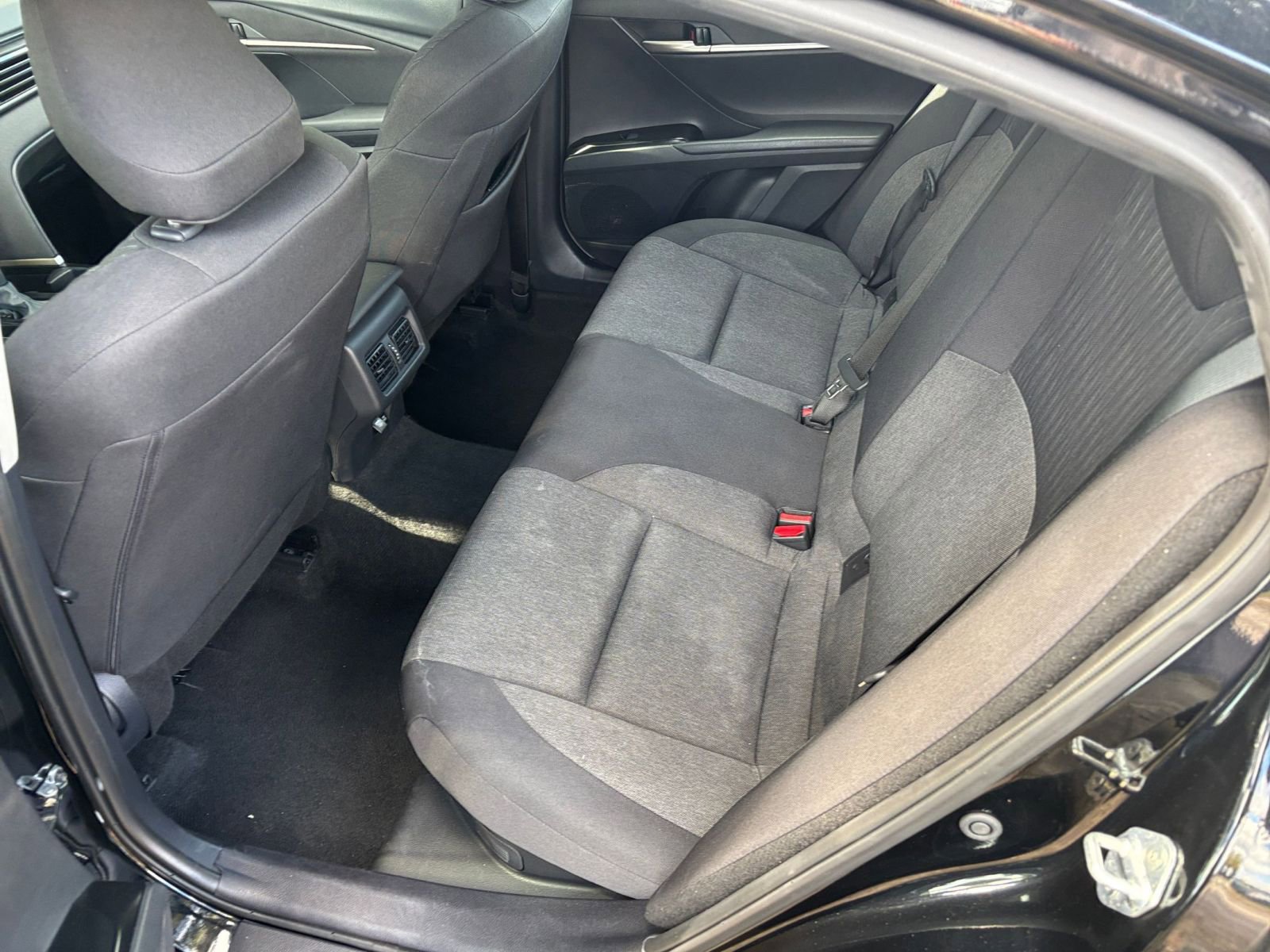 Thumbnail: 2025 Toyota Camry - 25