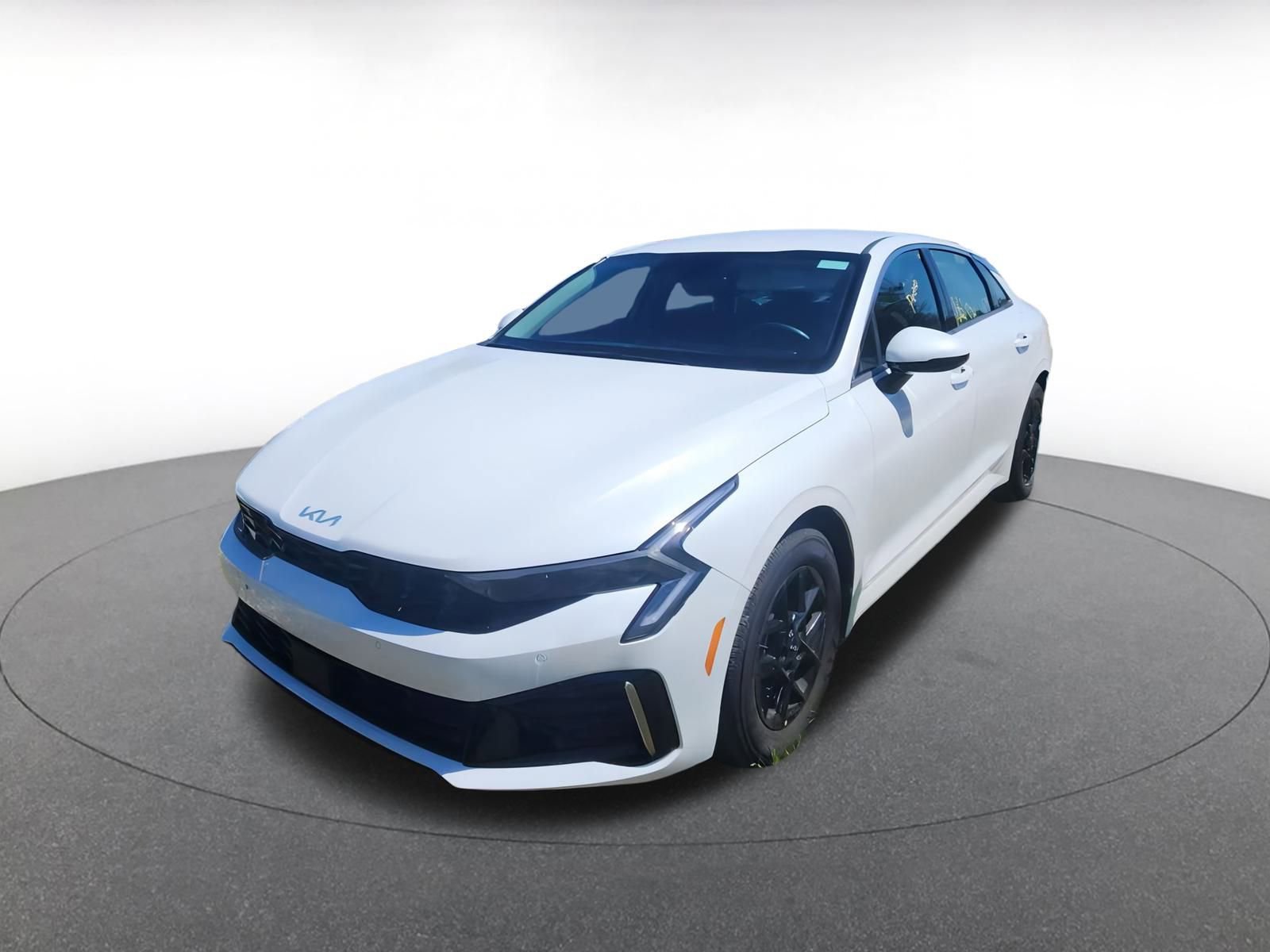 Thumbnail: 2025 Kia K5 - 4