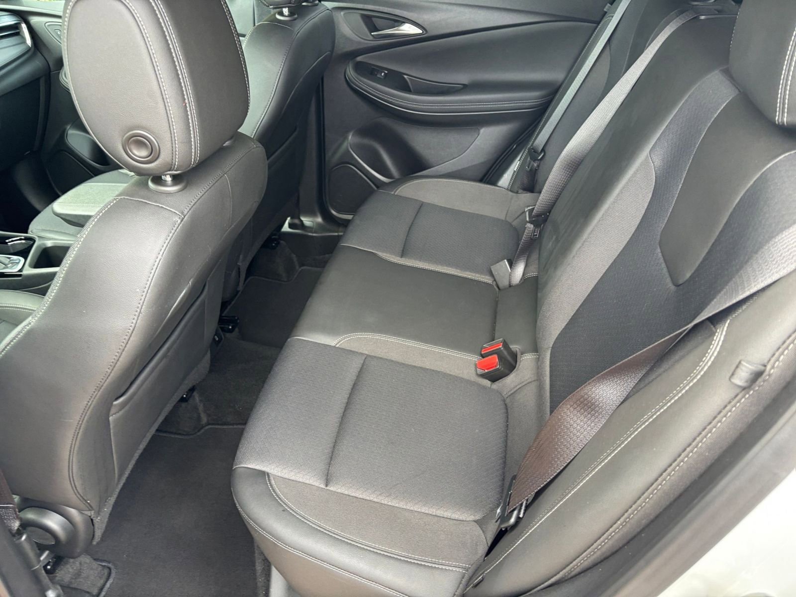 Thumbnail: 2025 Buick Encore GX - 27