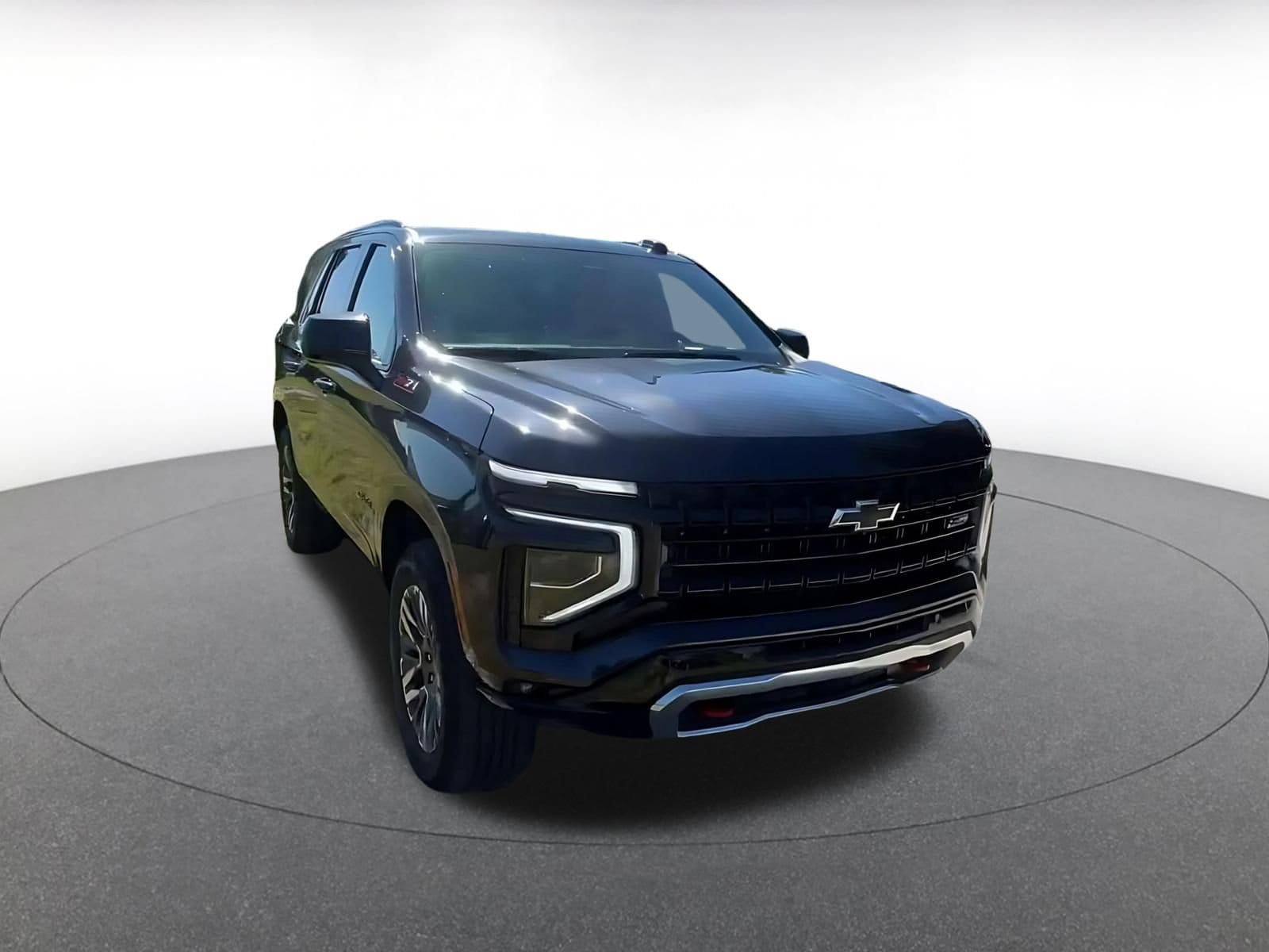 Thumbnail: 2025 Chevrolet Tahoe - 3