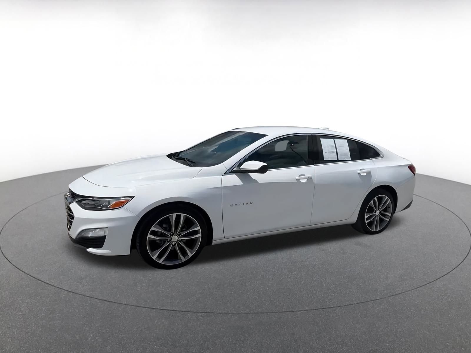 Thumbnail: 2024 Chevrolet Malibu - 8