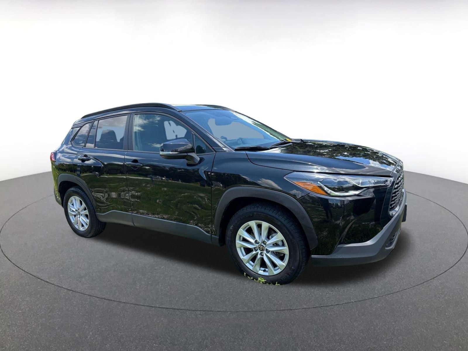Thumbnail: 2024 Toyota Corolla Cross - 1