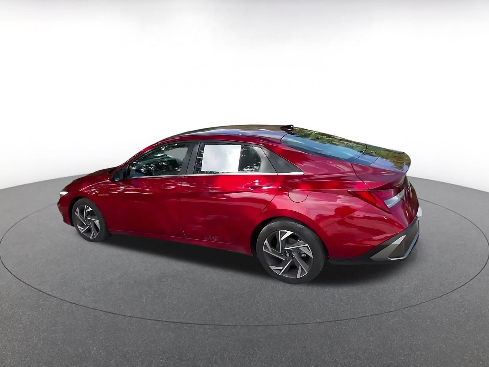 Thumbnail: 2025 Hyundai Elantra - 8