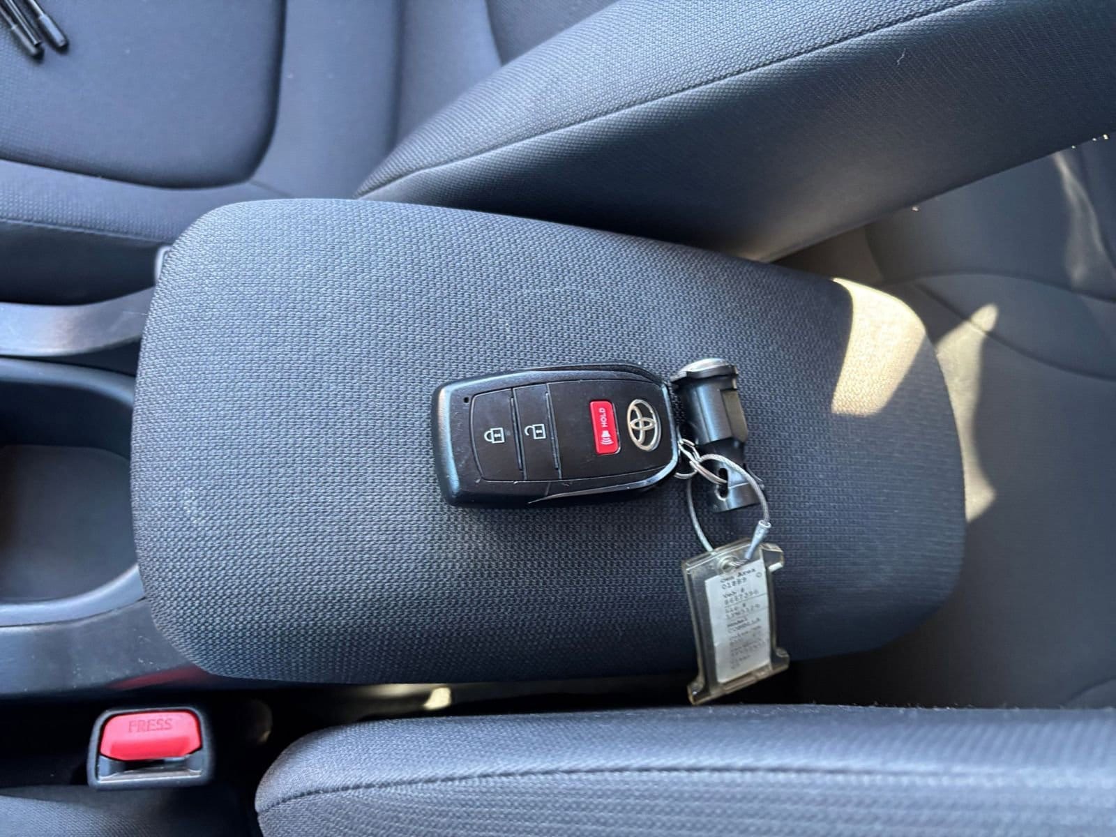 Thumbnail: 2025 Toyota Corolla Cross - 22