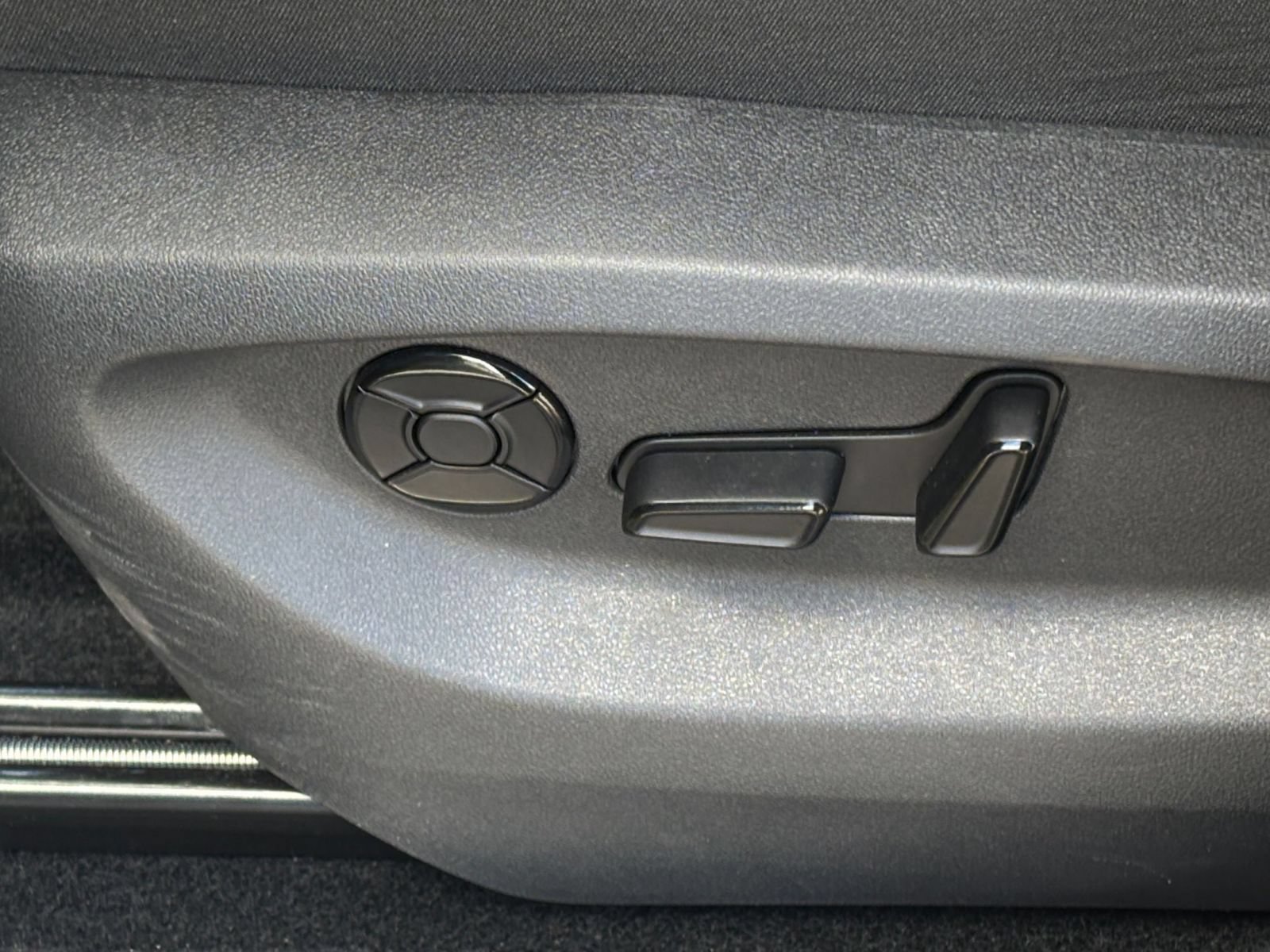 Thumbnail: 2026 Volkswagen Tiguan - 21