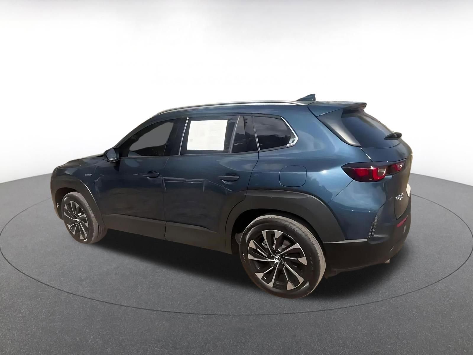 Thumbnail: 2025 Mazda CX-50 - 11