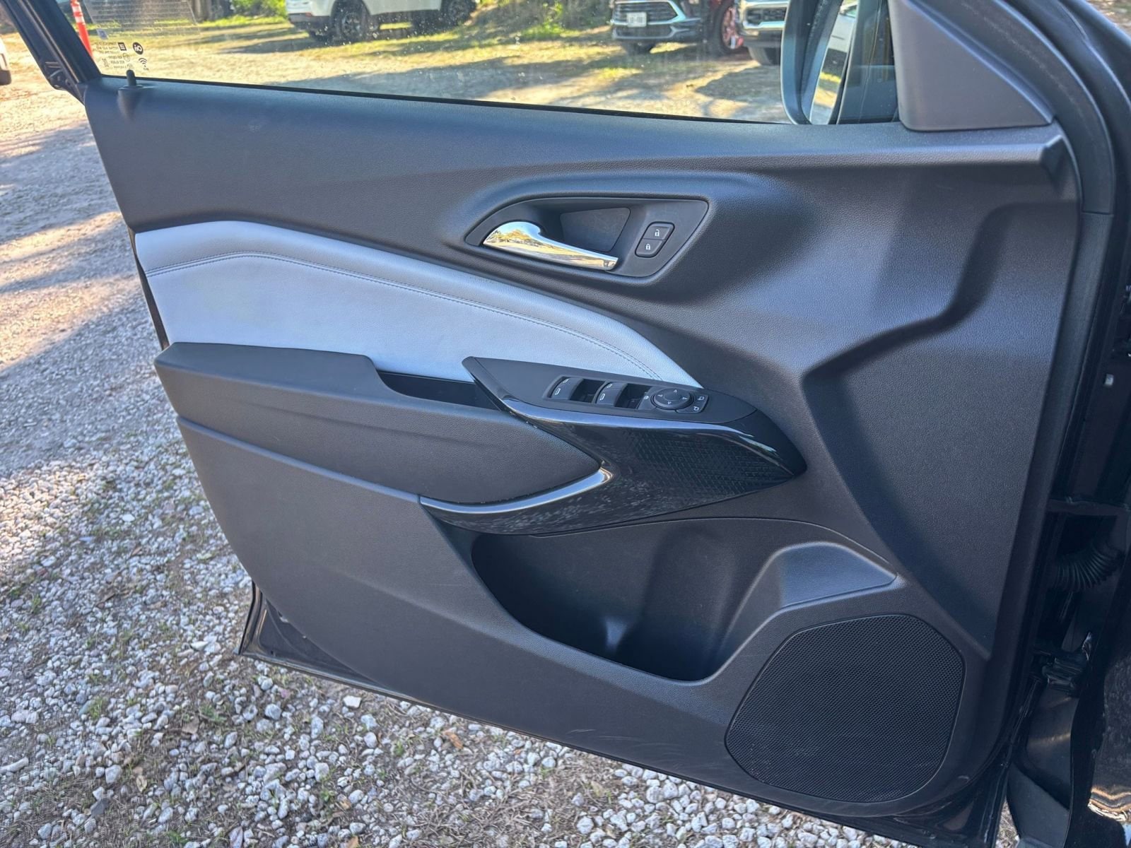 Thumbnail: 2025 Chevrolet Trax - 20