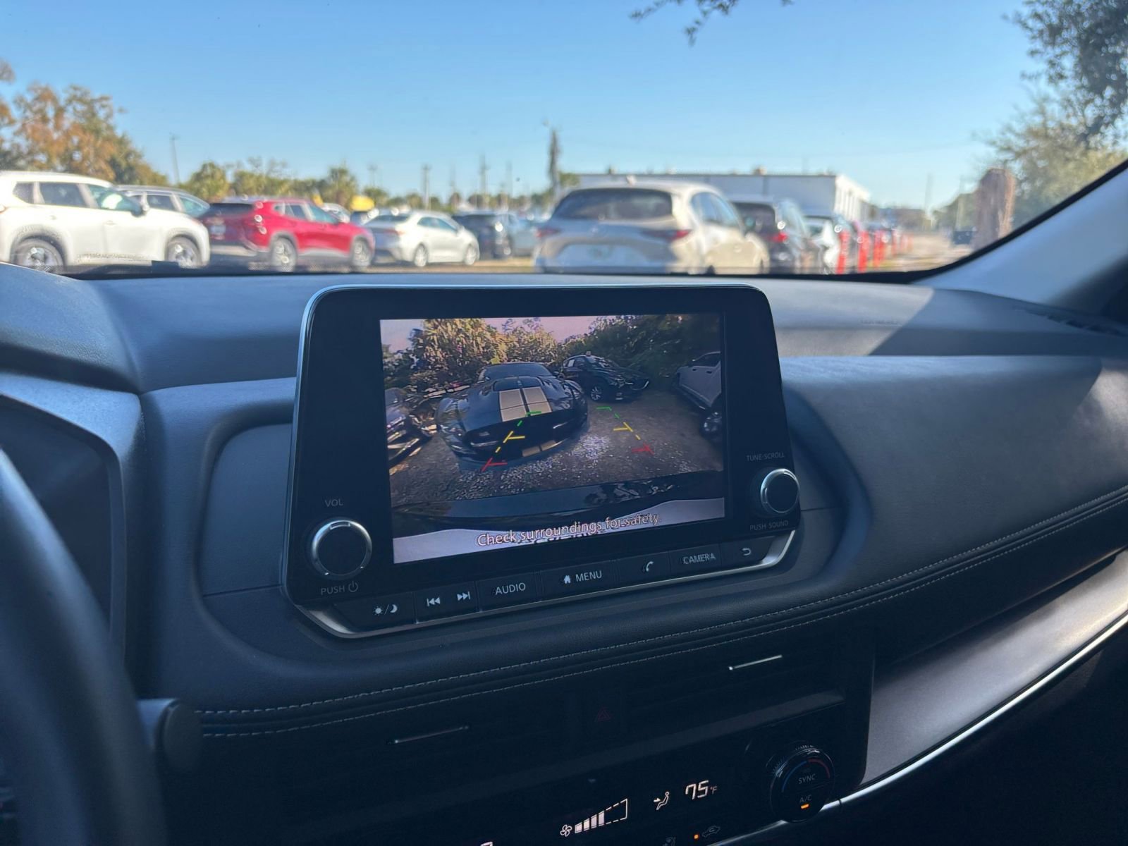 Thumbnail: 2025 Nissan Rogue - 25