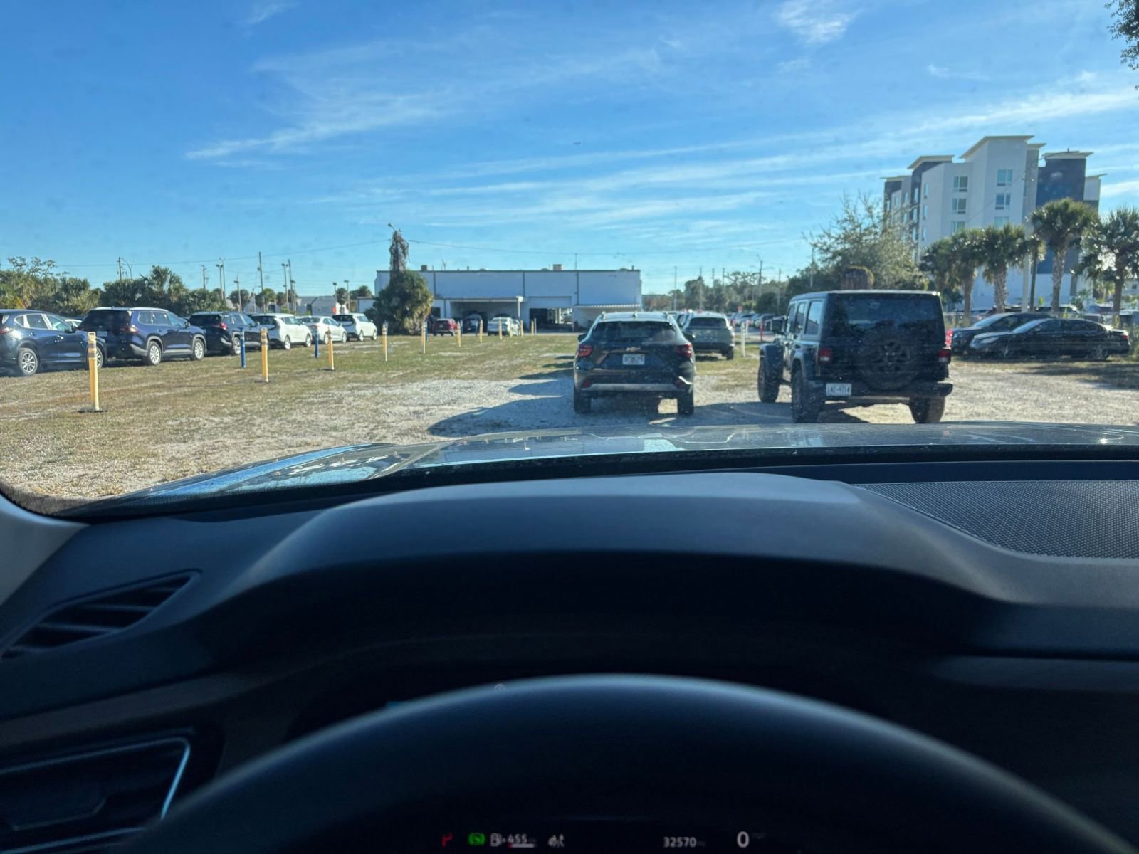 Thumbnail: 2025 Volkswagen Atlas - 35