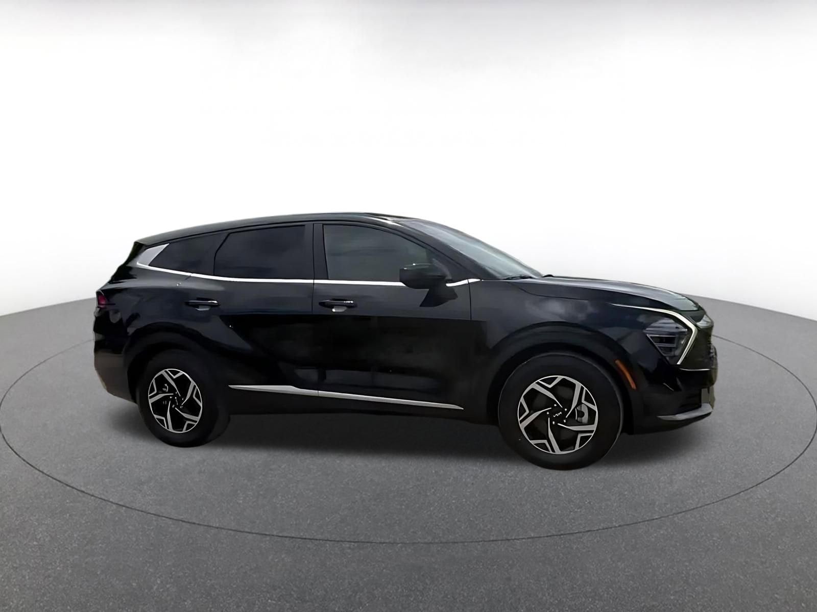 Thumbnail: 2025 Kia Sportage - 1