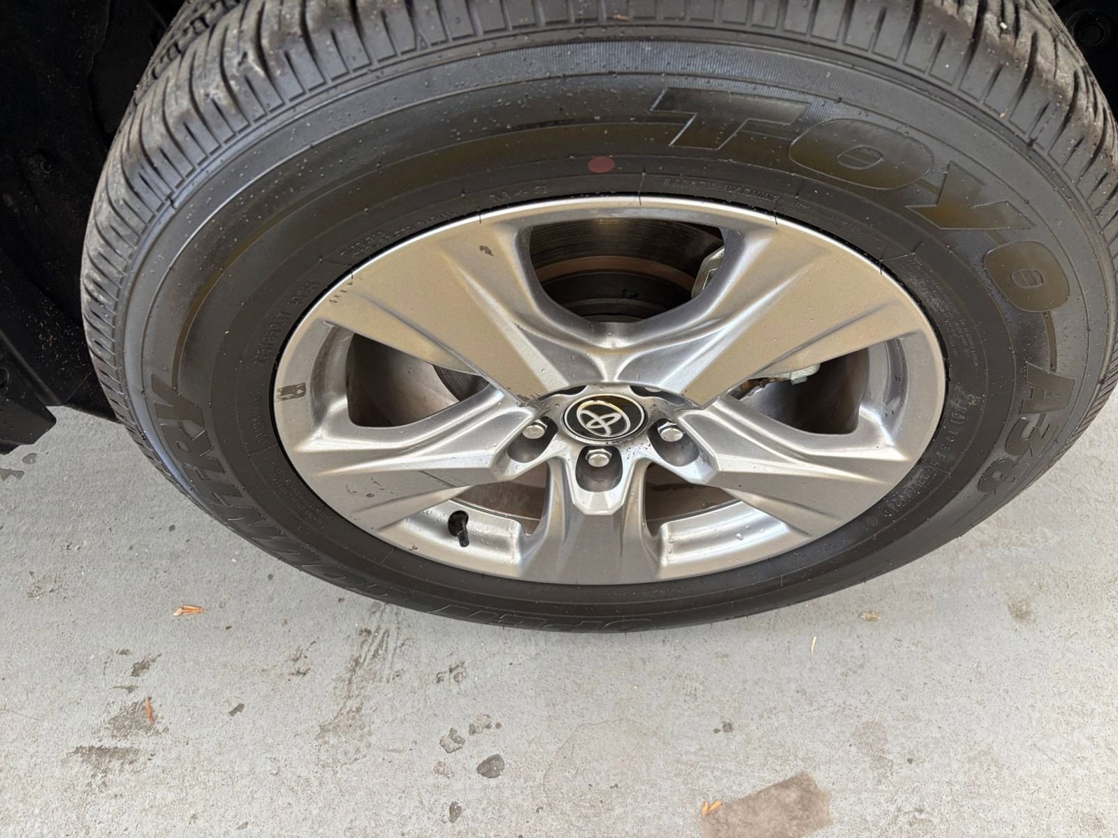 Thumbnail: 2025 Toyota RAV4 - 31