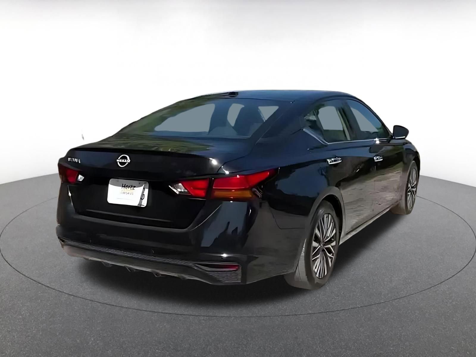 Thumbnail: 2025 Nissan Altima - 14