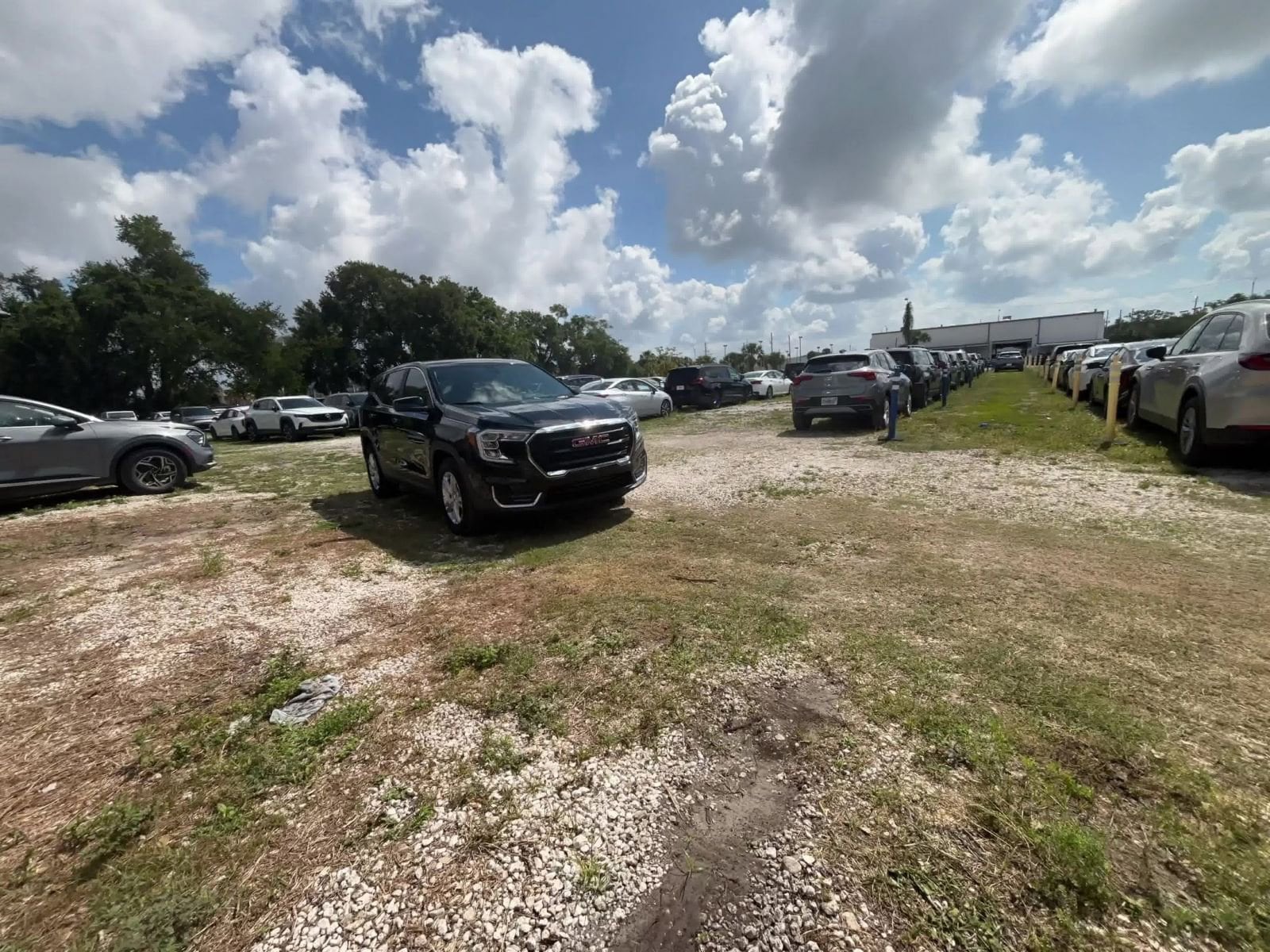 Thumbnail: 2024 GMC Terrain - 16