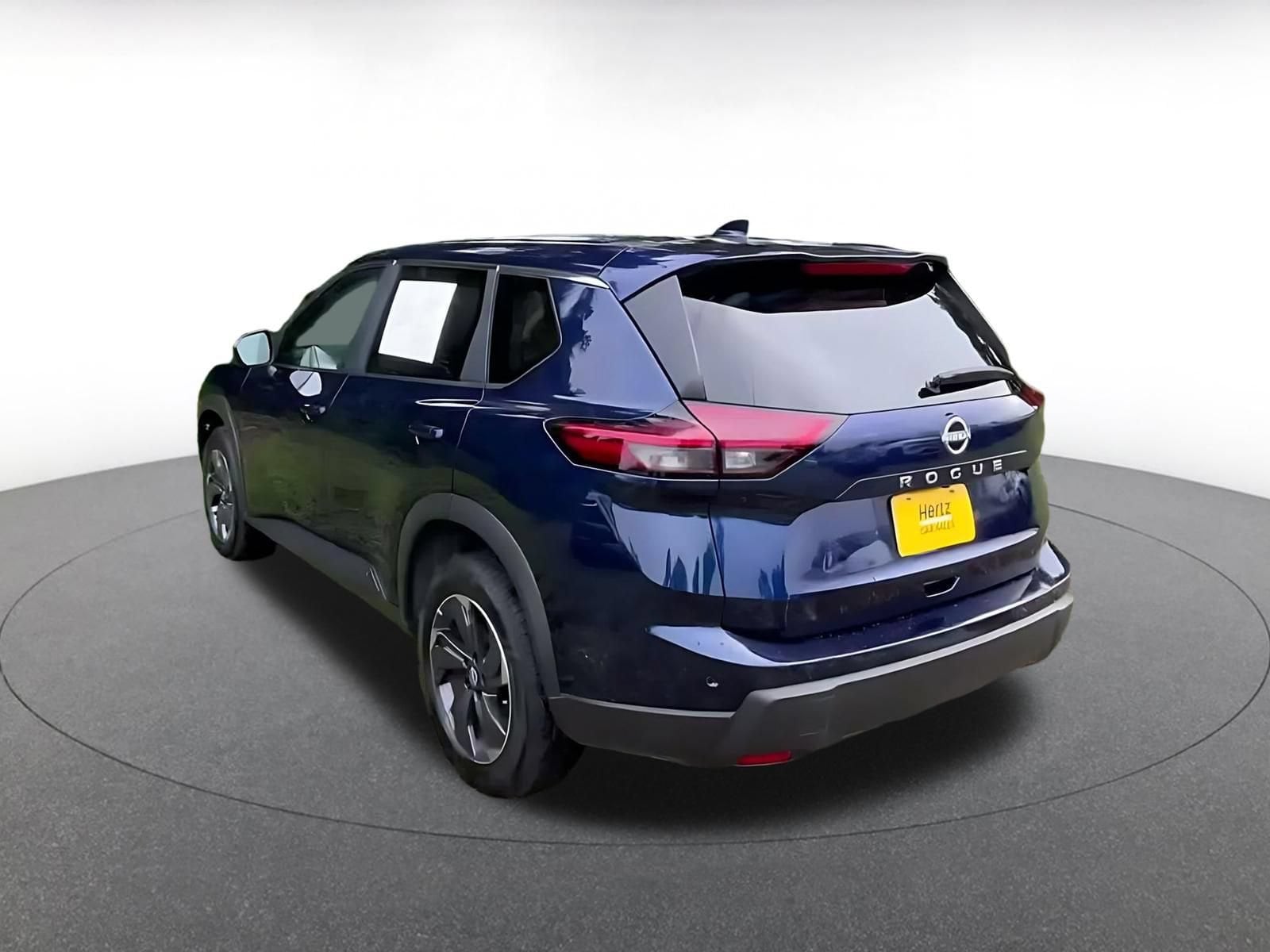 Thumbnail: 2025 Nissan Rogue - 10