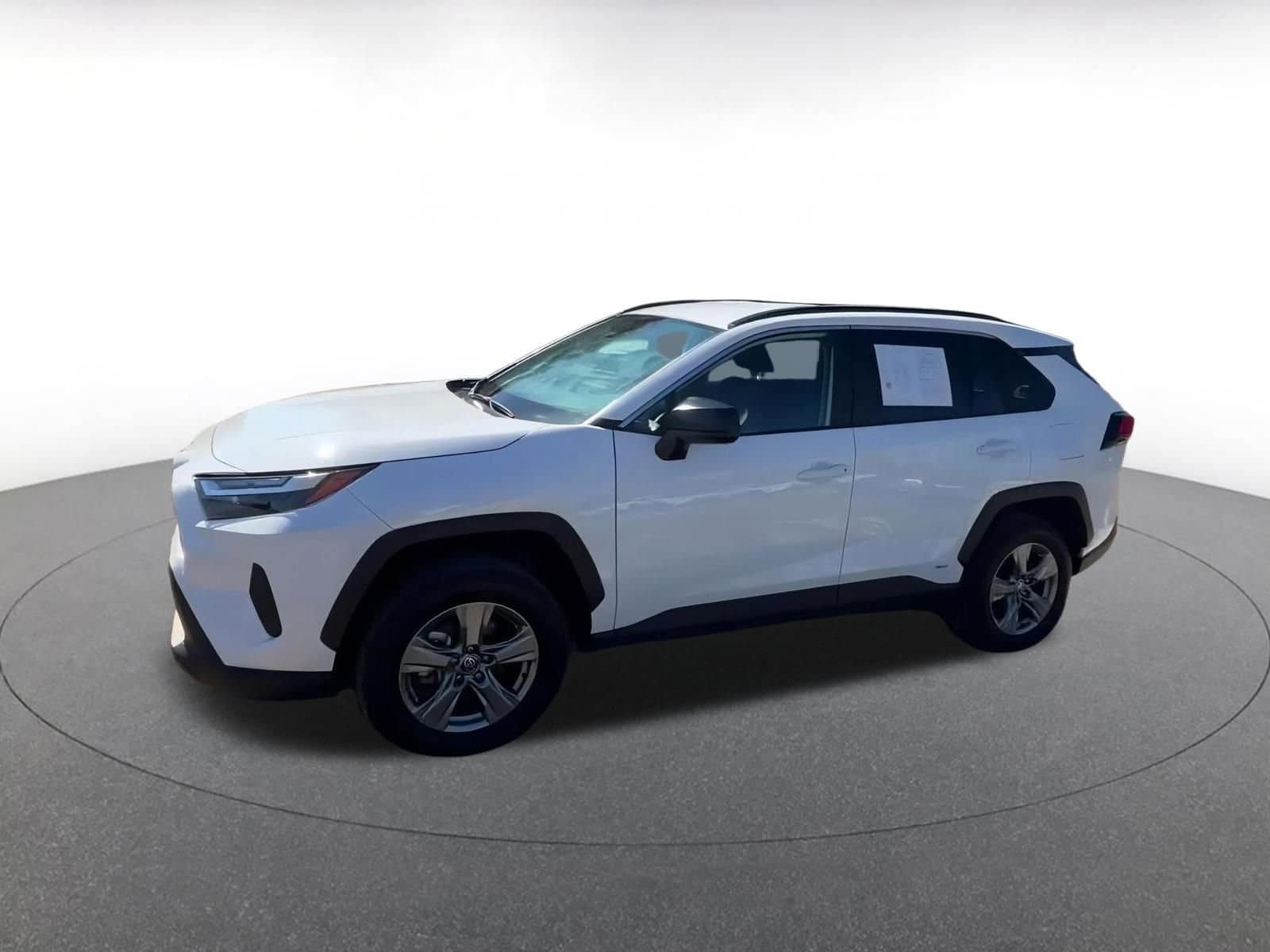 Thumbnail: 2025 Toyota RAV4 - 8