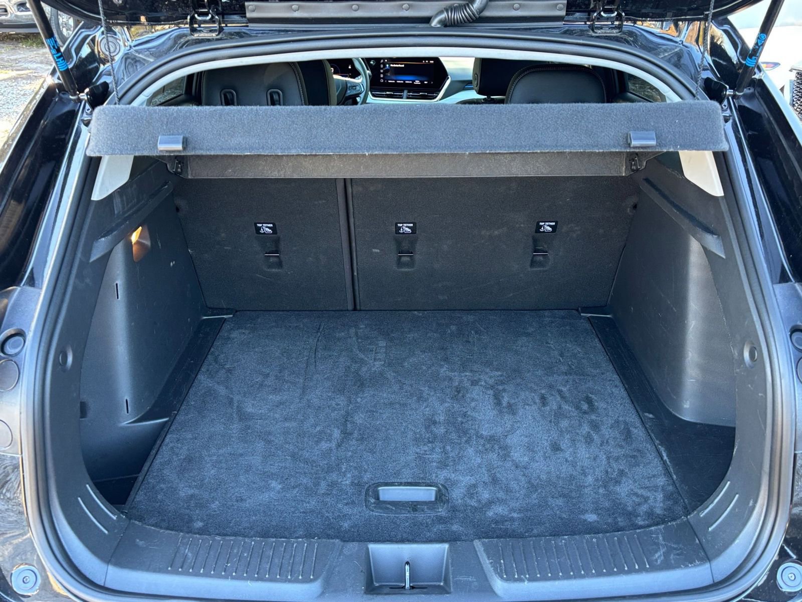 Thumbnail: 2025 Chevrolet Trax - 31