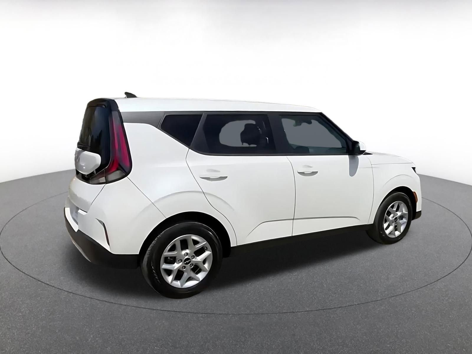 Thumbnail: 2025 Kia Soul - 16