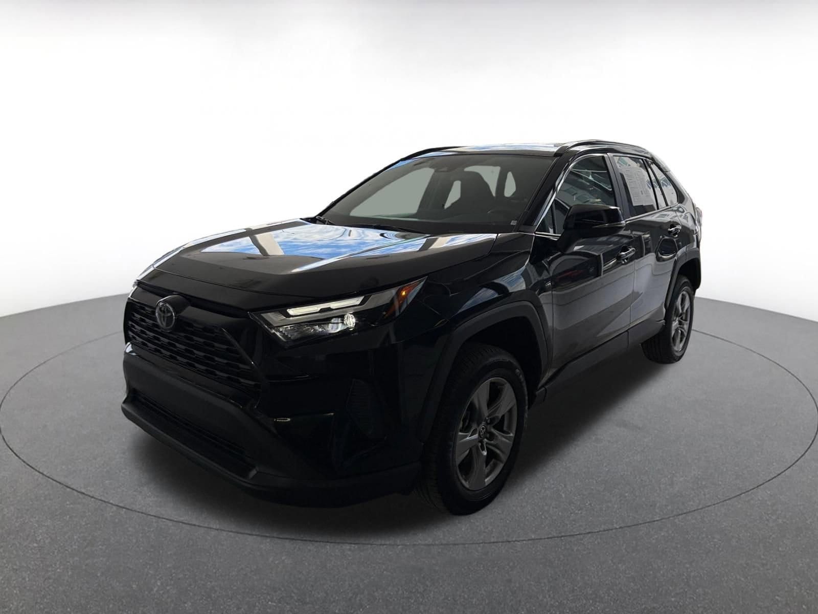 Thumbnail: 2025 Toyota RAV4 - 4