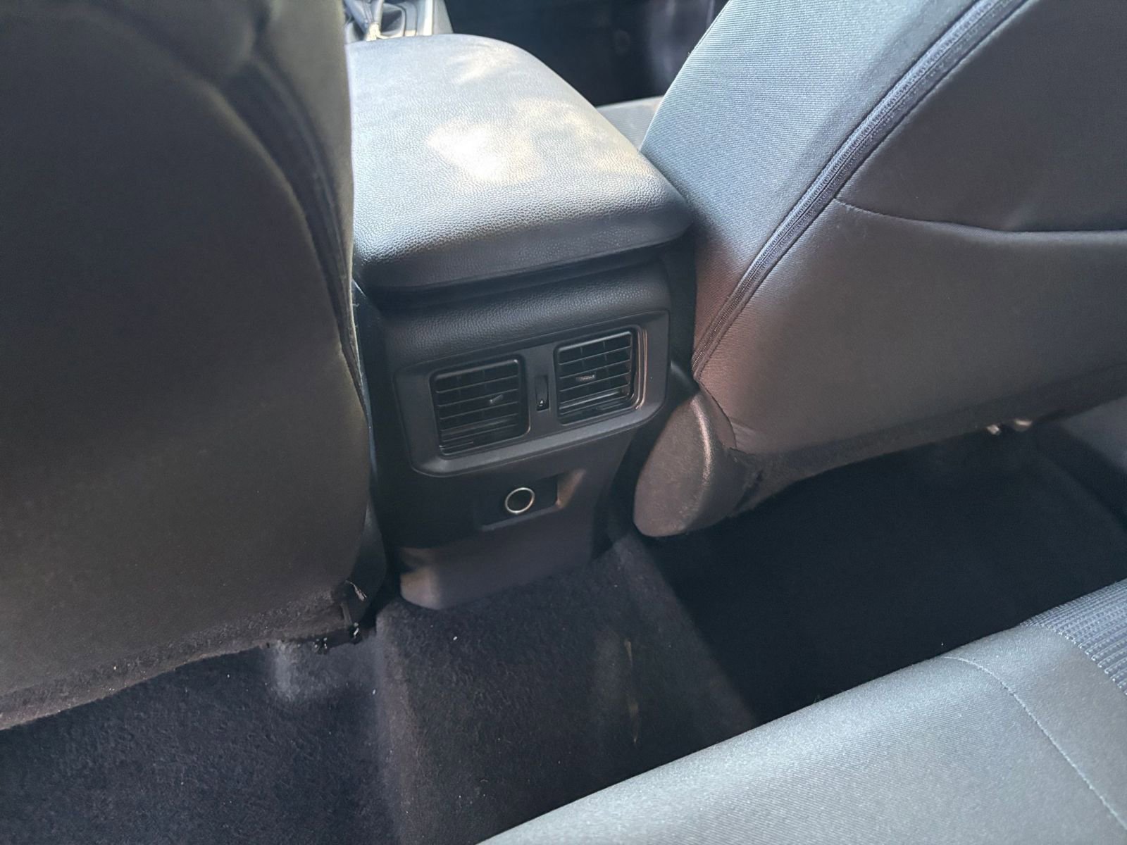 Thumbnail: 2025 Toyota RAV4 - 24