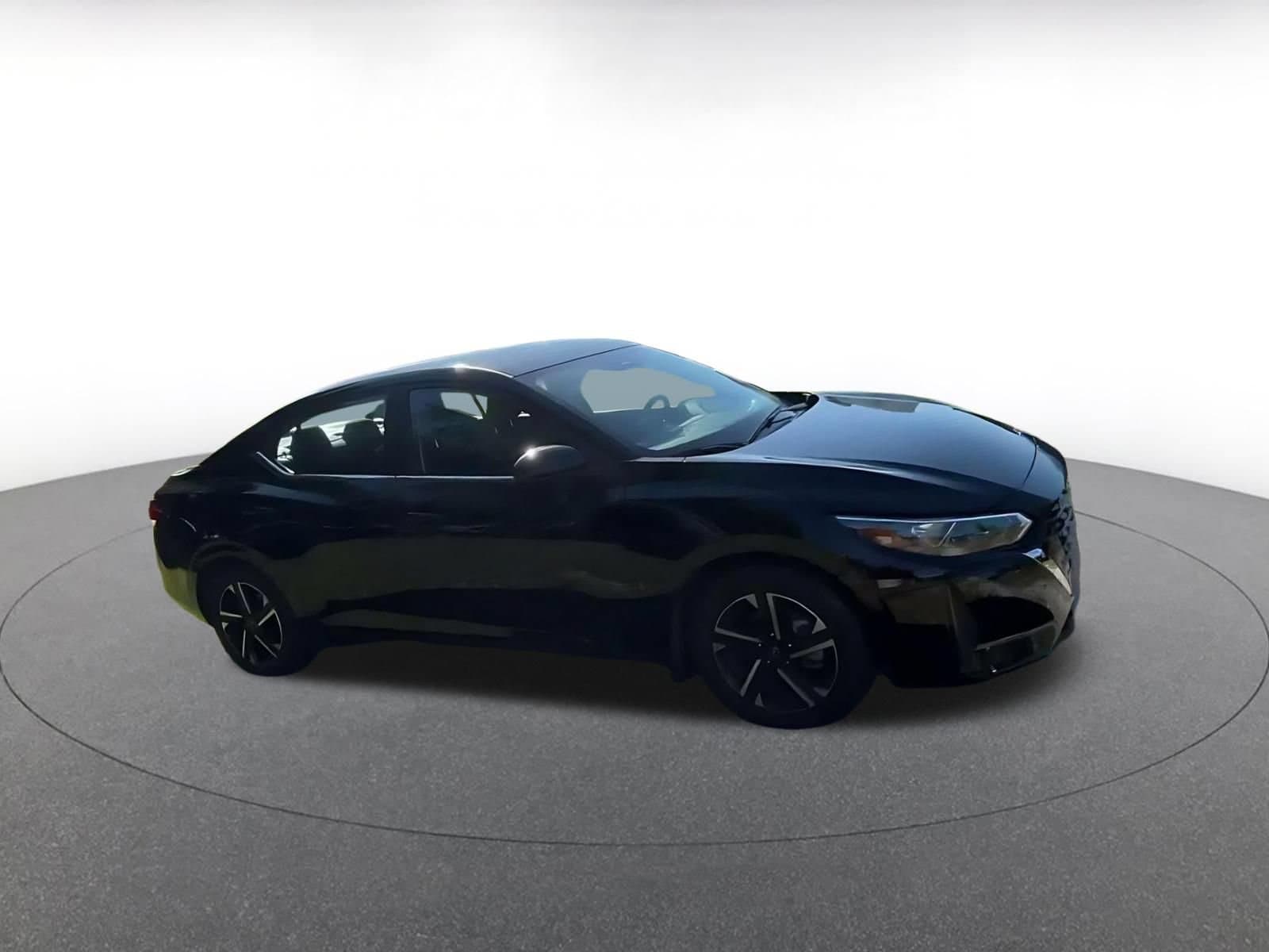 Thumbnail: 2025 Nissan Sentra - 2
