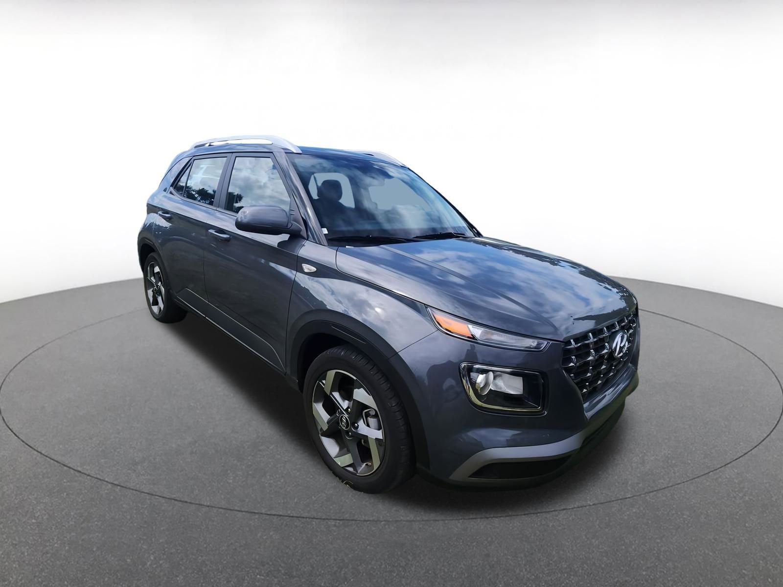 Thumbnail: 2025 Hyundai Venue - 3