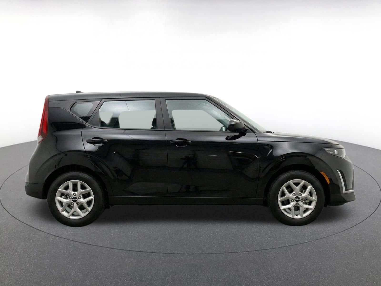Thumbnail: 2025 Kia Soul - 11