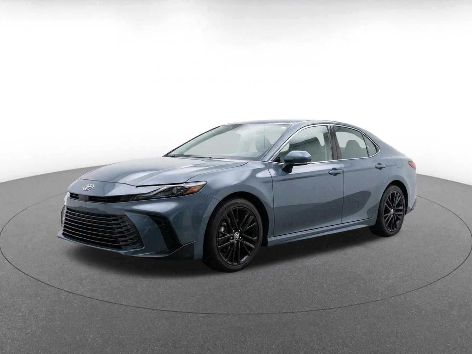 Thumbnail: 2026 Toyota Camry - 3