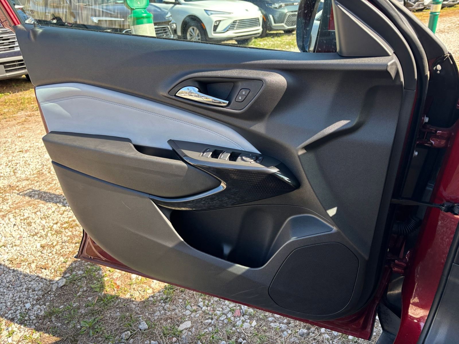 Thumbnail: 2025 Chevrolet Trax - 18