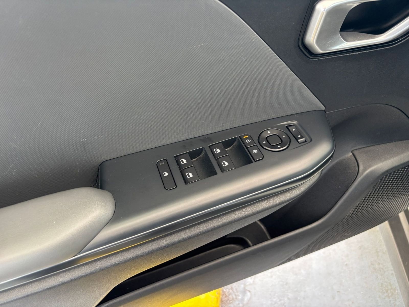 Thumbnail: 2025 Kia K4 - 18