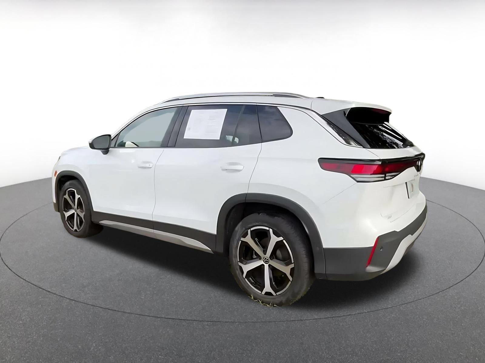 Thumbnail: 2026 Volkswagen Tiguan - 8