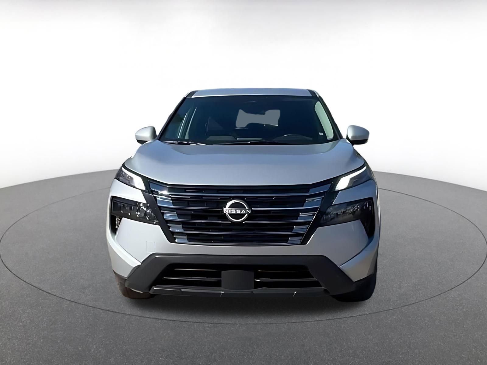 Thumbnail: 2025 Nissan Rogue - 3