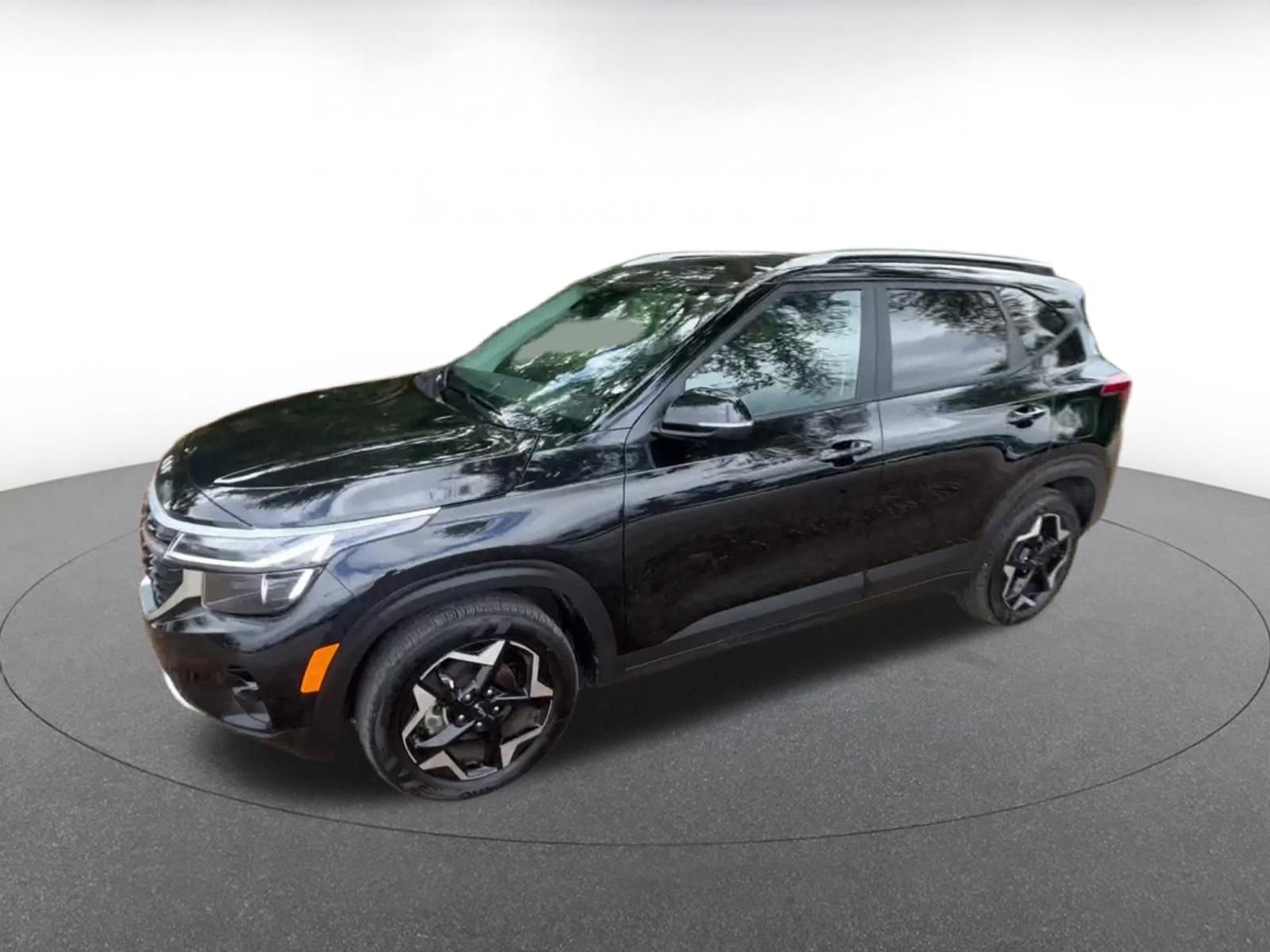 Thumbnail: 2025 Kia Seltos - 8