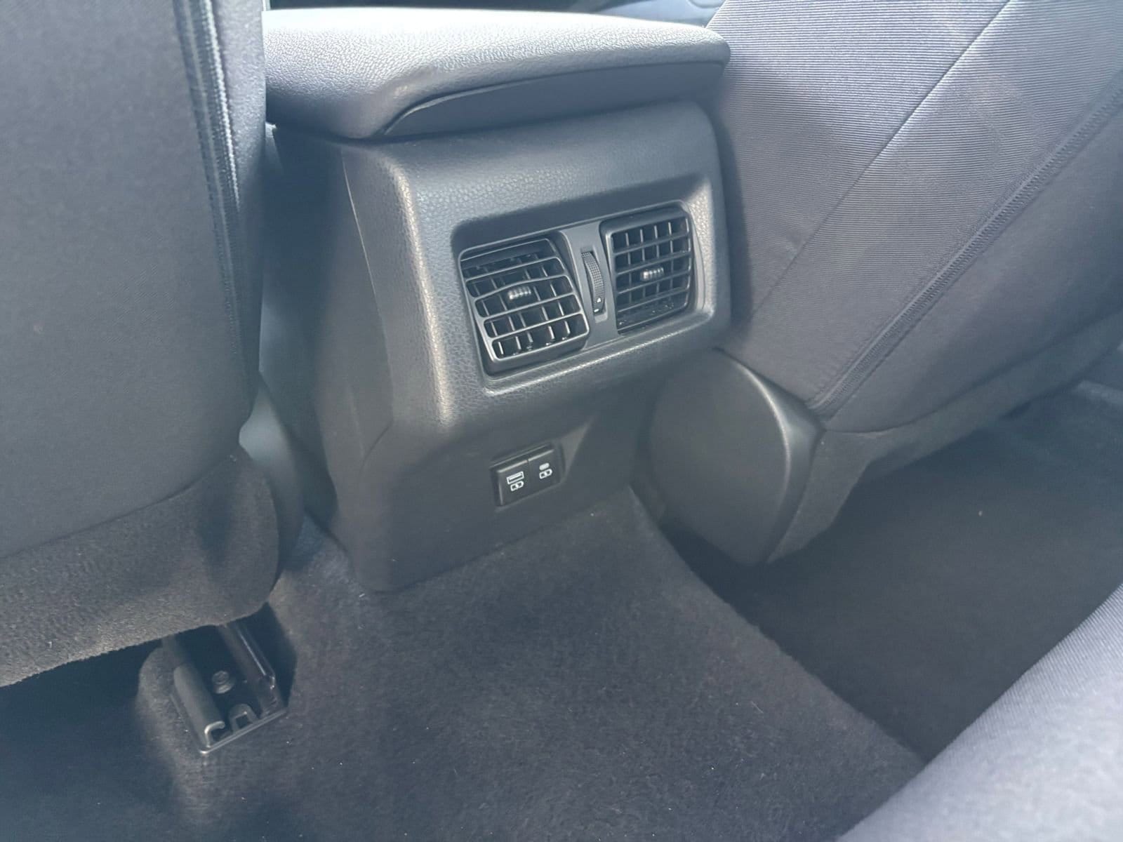 Thumbnail: 2025 Toyota Camry - 24