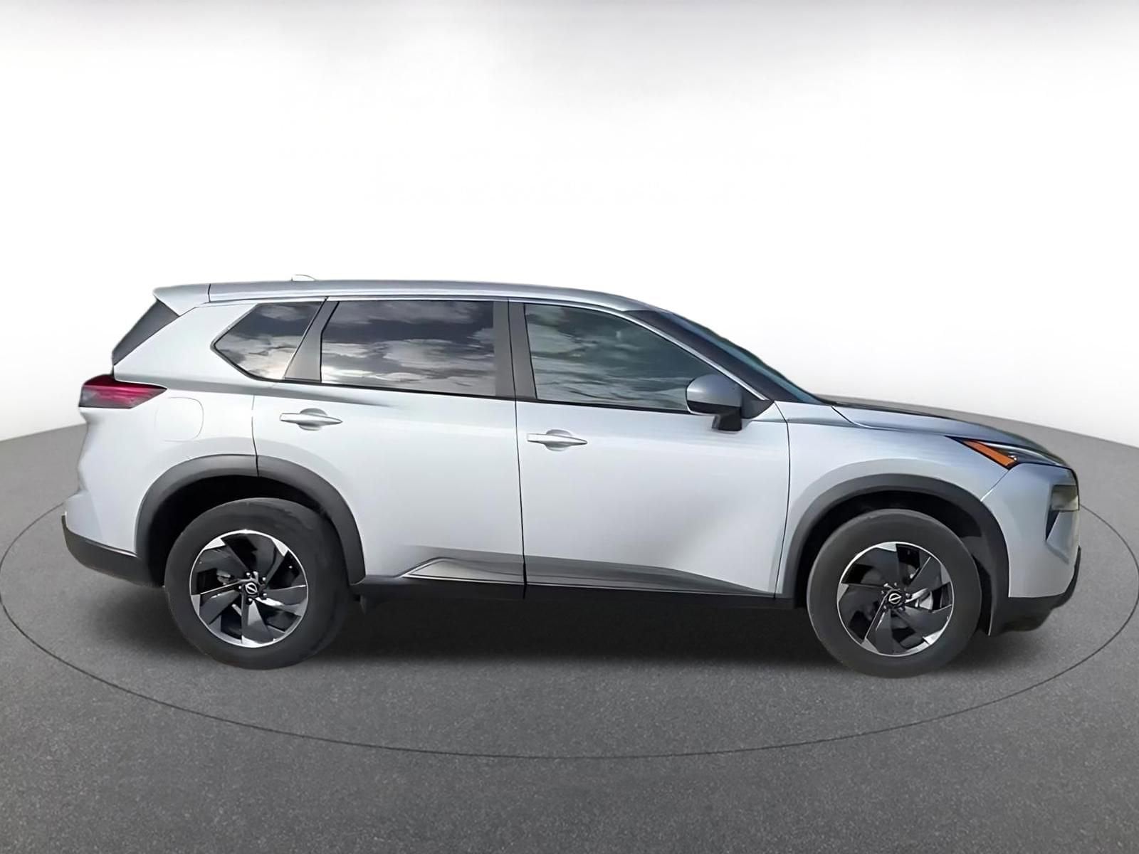 Thumbnail: 2025 Nissan Rogue - 17