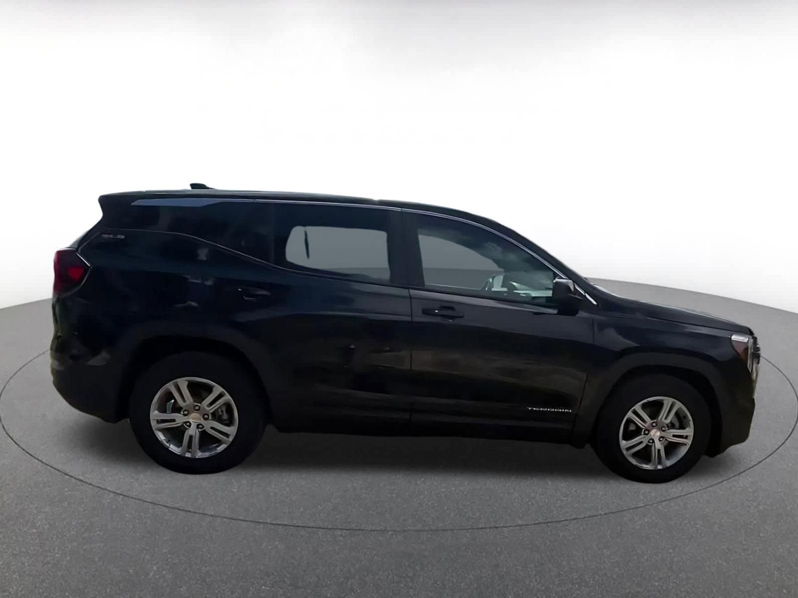 Thumbnail: 2024 GMC Terrain - 15