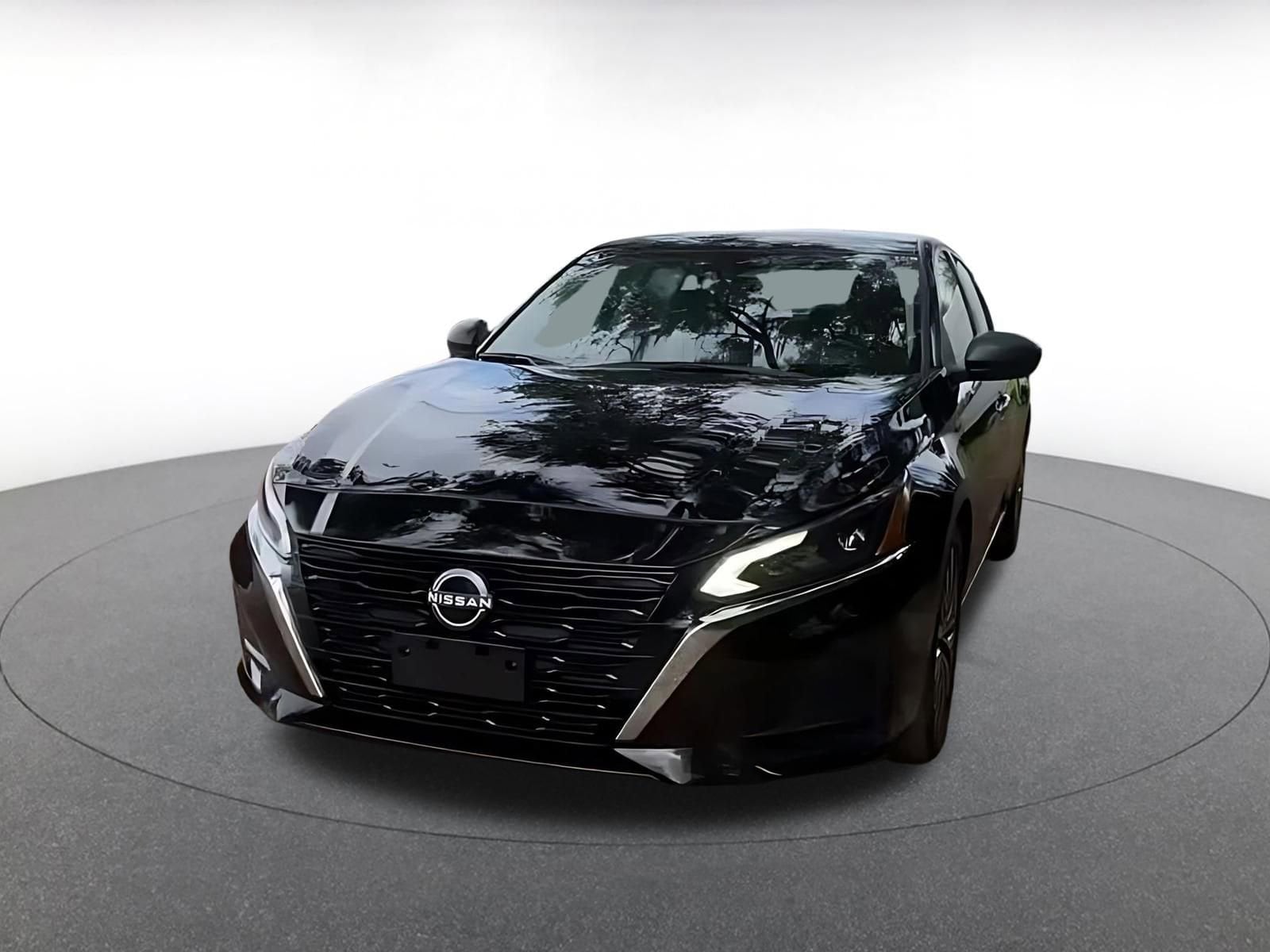 Thumbnail: 2025 Nissan Altima - 7
