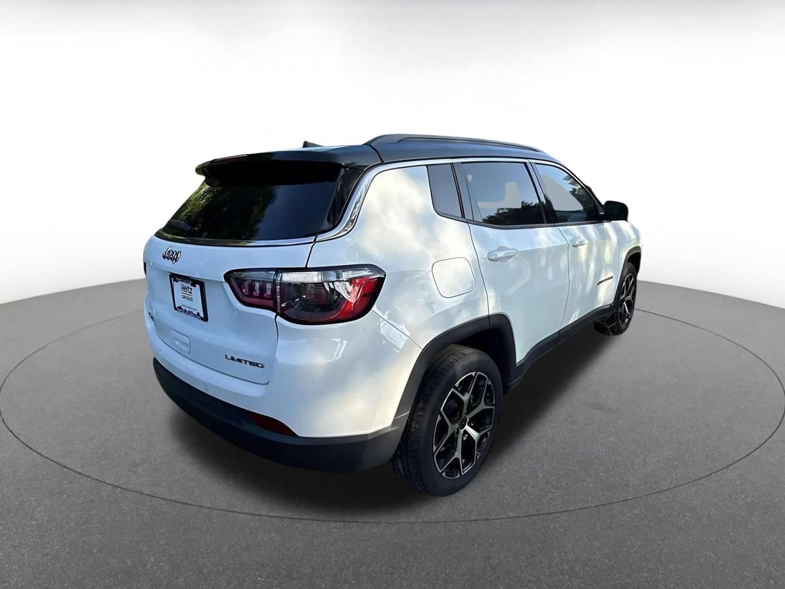 Thumbnail: 2025 Jeep Compass - 7