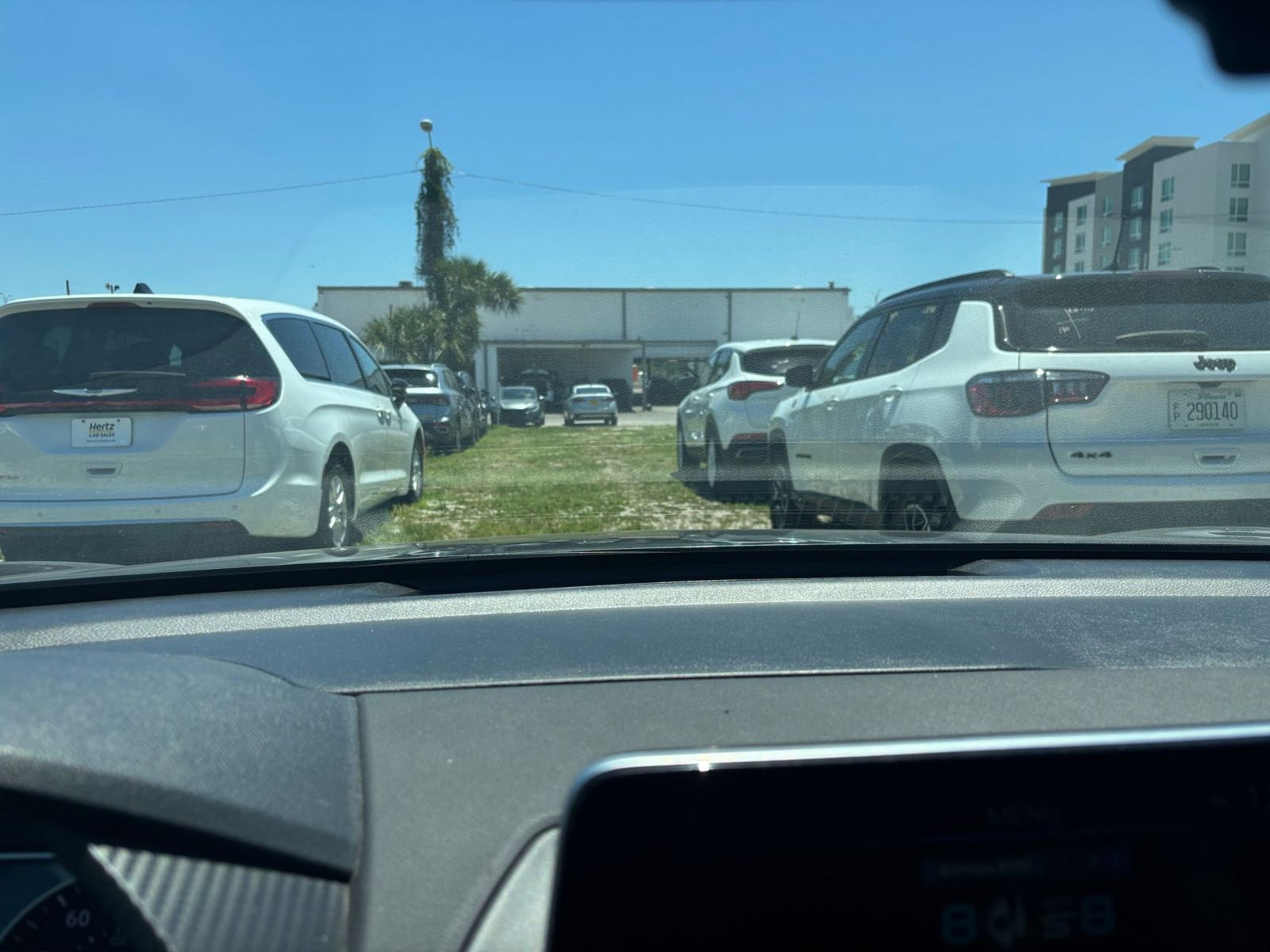 Thumbnail: 2025 Nissan Sentra - 18