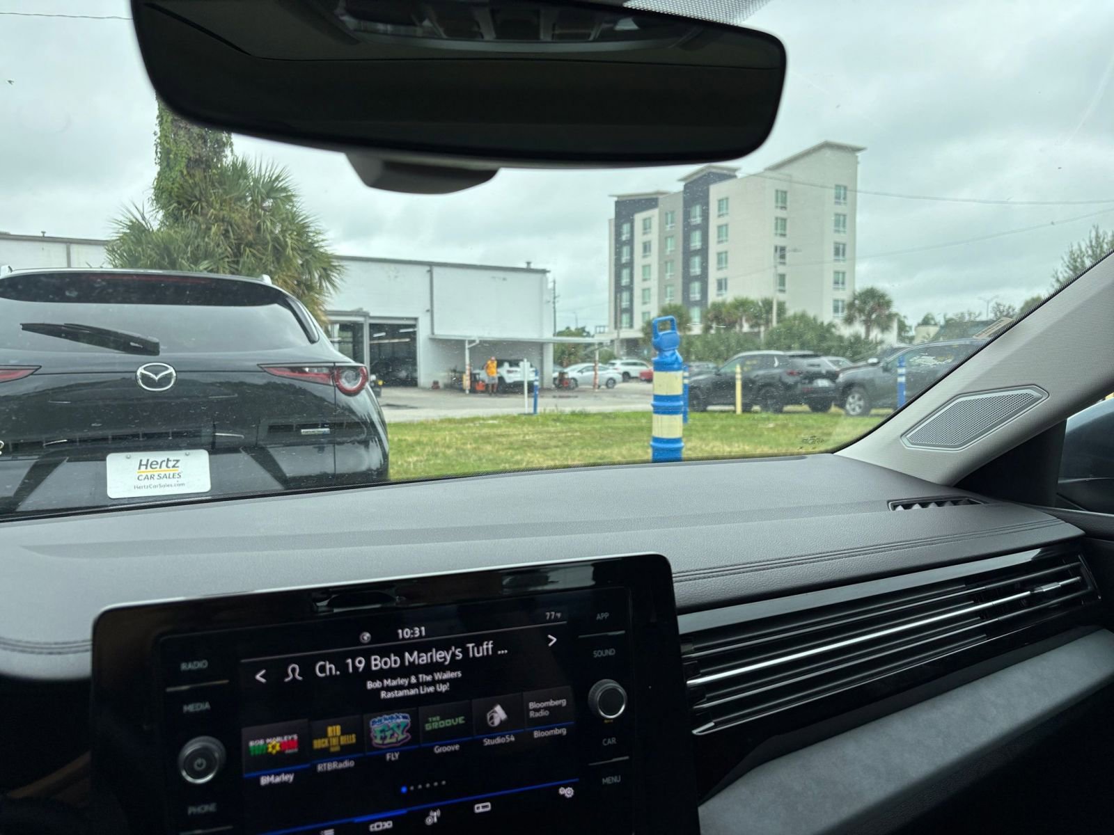 Thumbnail: 2025 Volkswagen Jetta - 34