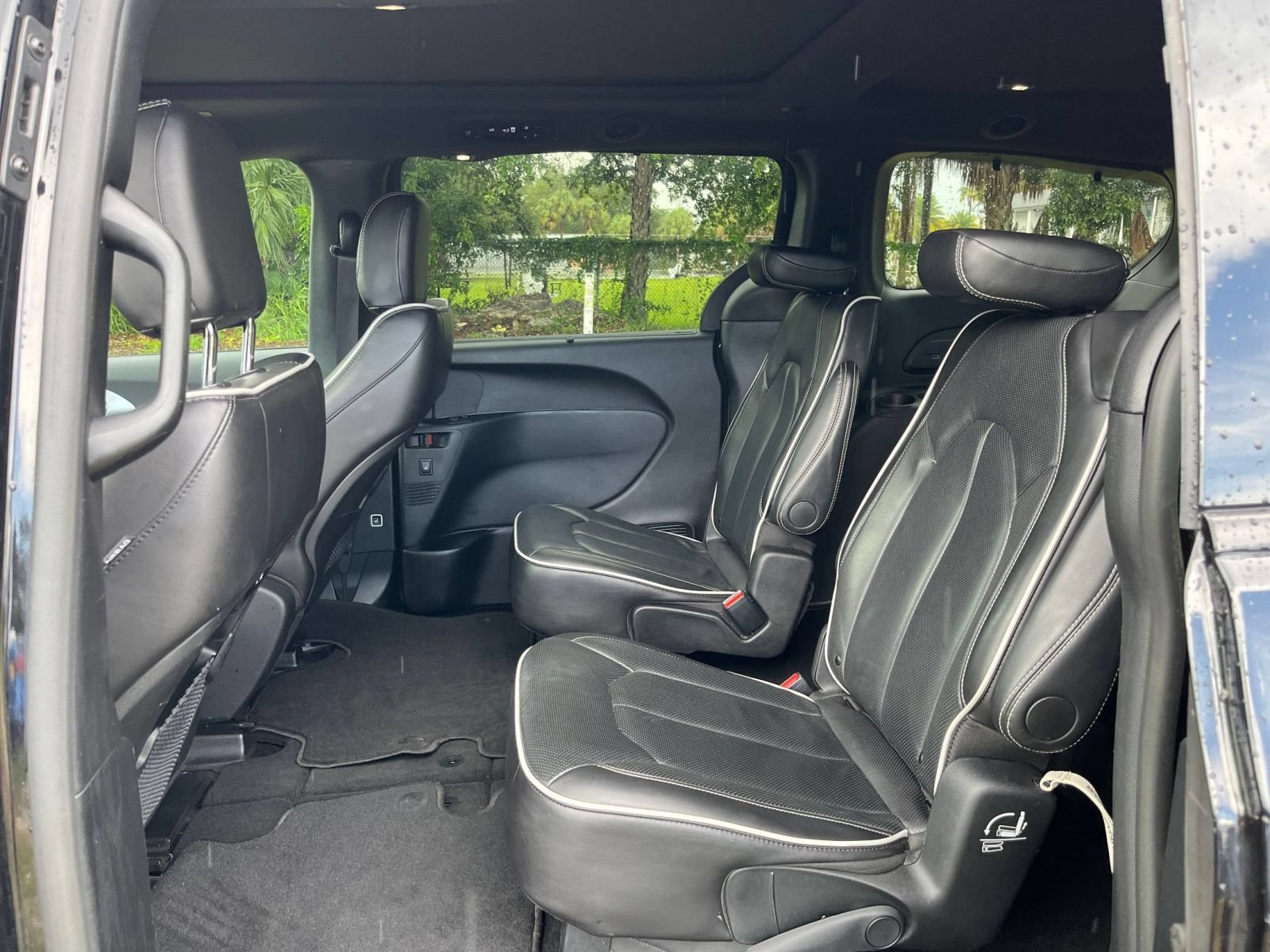 Thumbnail: 2025 Chrysler Pacifica - 26