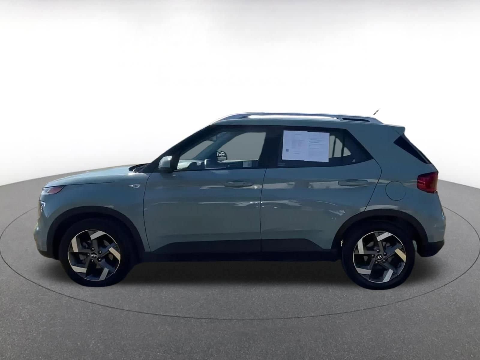 Thumbnail: 2025 Hyundai Venue - 8