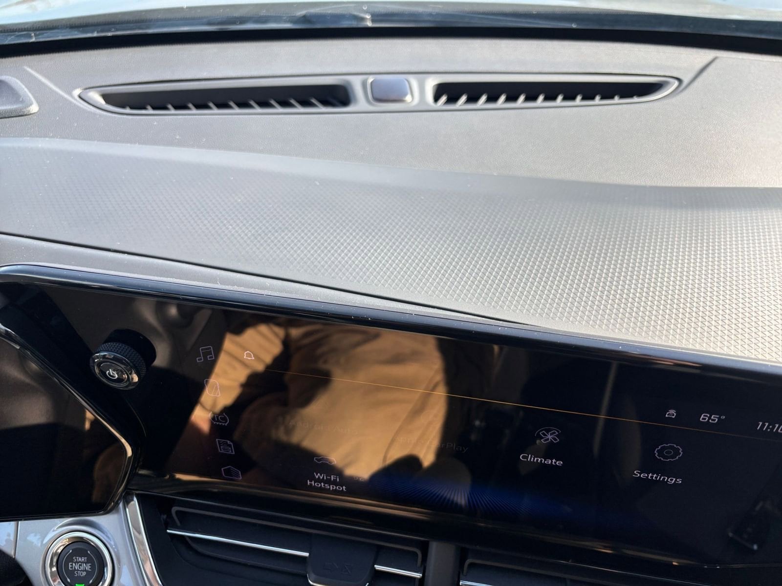 Thumbnail: 2025 Chevrolet Trax - 18