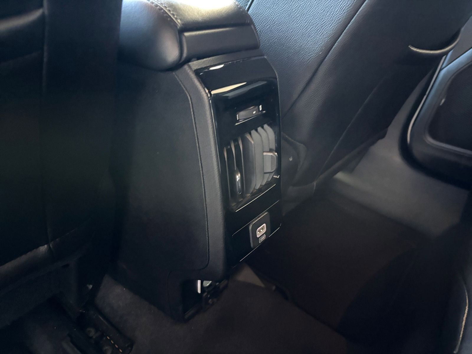 Thumbnail: 2025 Jeep Compass - 23