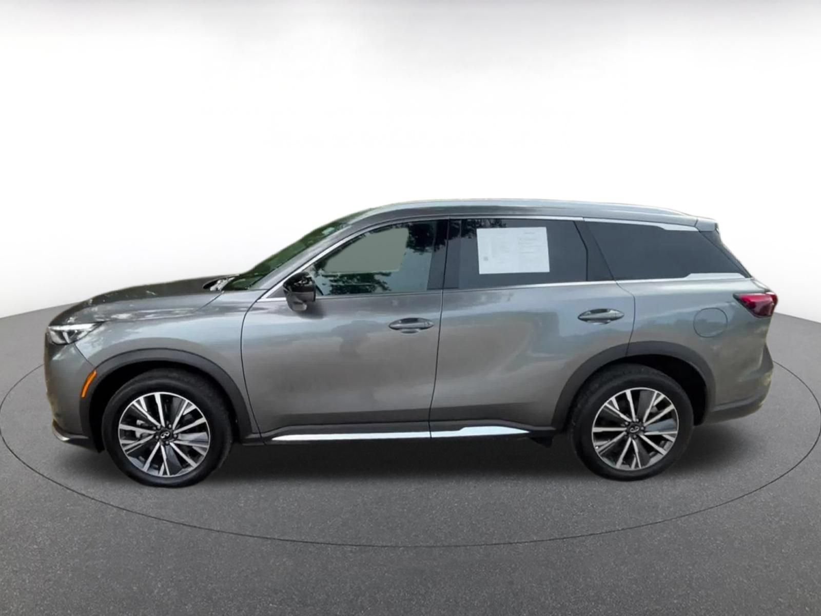 Thumbnail: 2026 INFINITI QX60 - 9